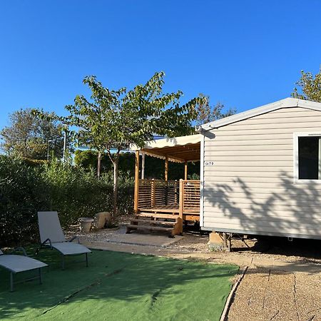 Mobilhome Vias Plage Dans Camping Exterior foto