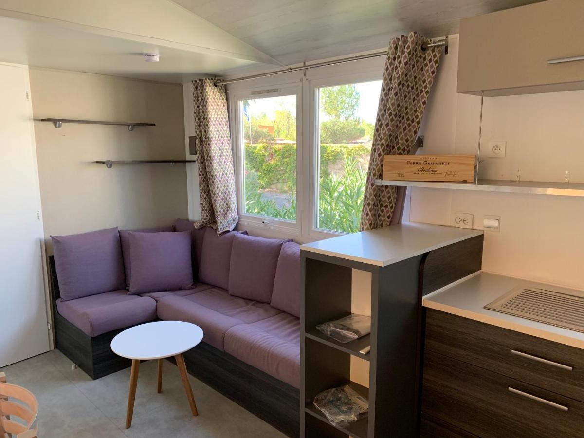 Mobilhome Vias Plage Dans Camping Exterior foto