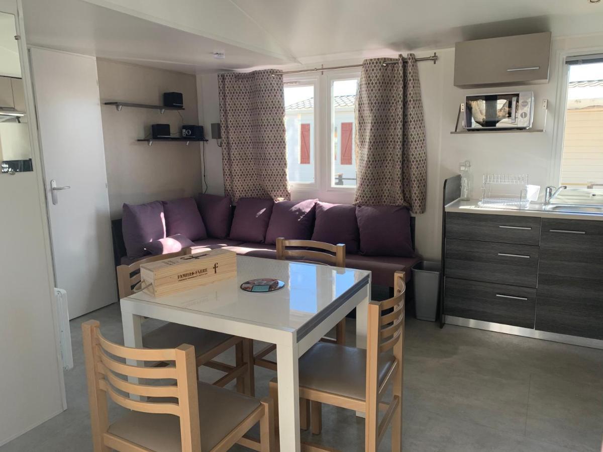 Mobilhome Vias Plage Dans Camping Exterior foto