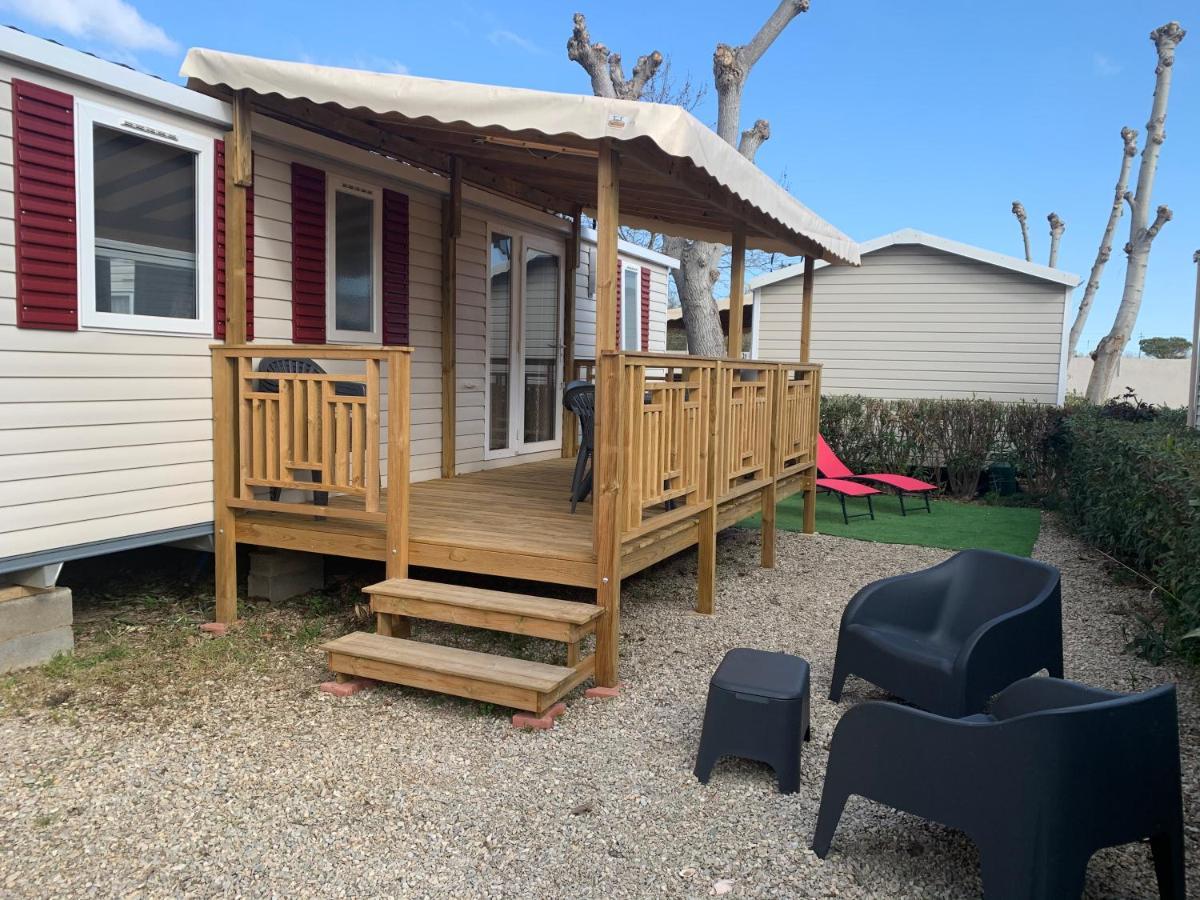 Mobilhome Vias Plage Dans Camping Exterior foto