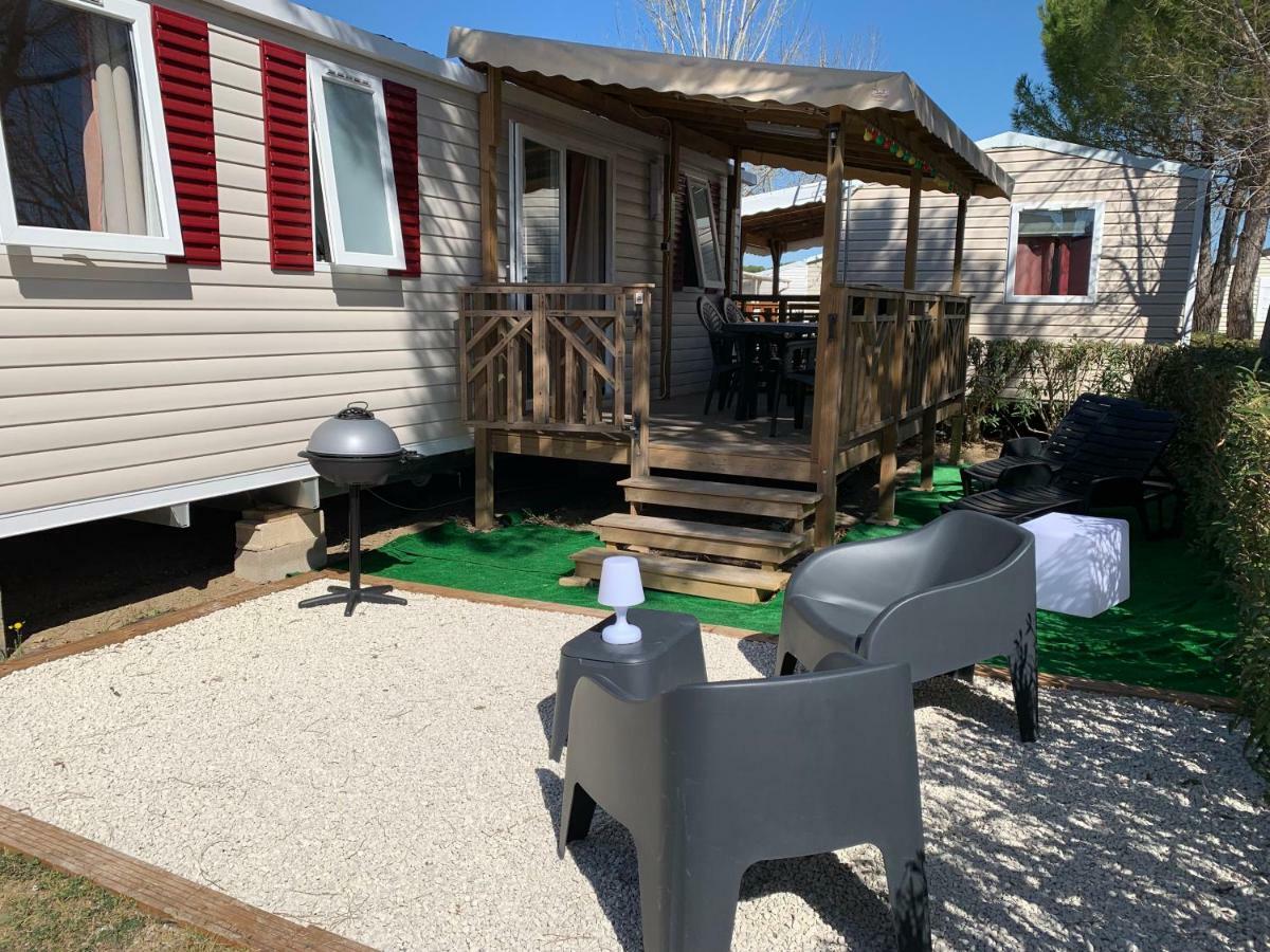 Mobilhome Vias Plage Dans Camping Exterior foto