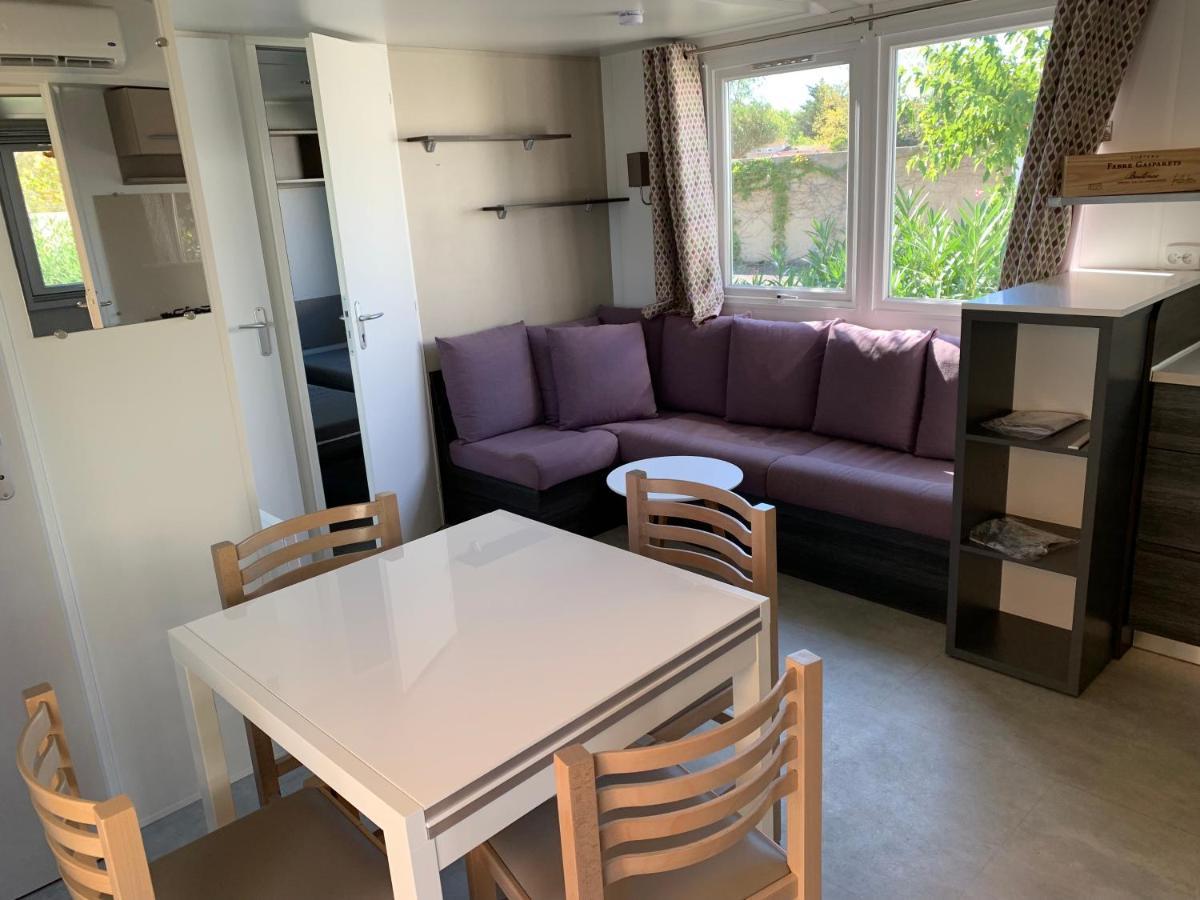 Mobilhome Vias Plage Dans Camping Exterior foto